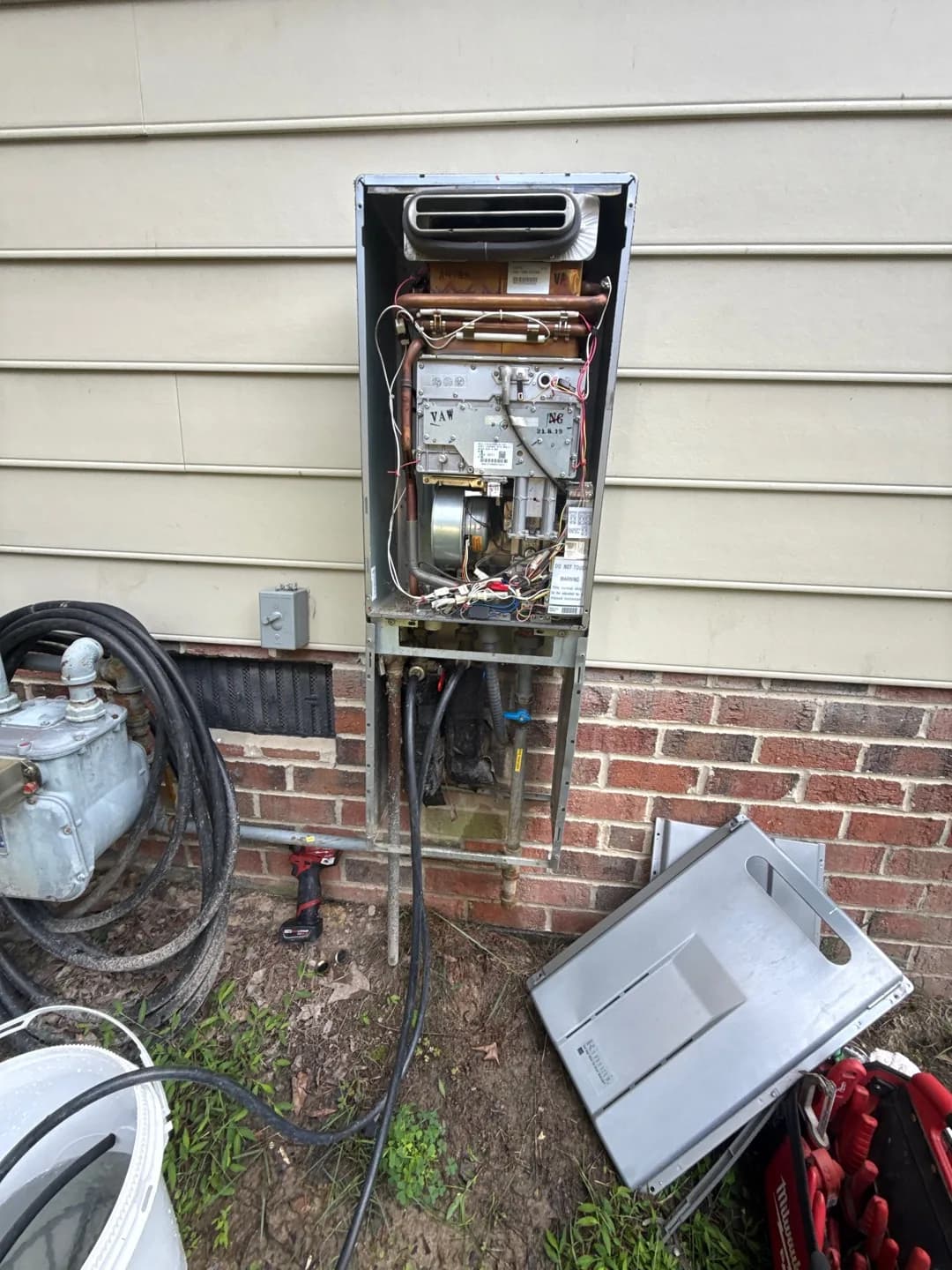 What Caused My Water Heater to Stop Heating in Raleigh's 27613 Area?